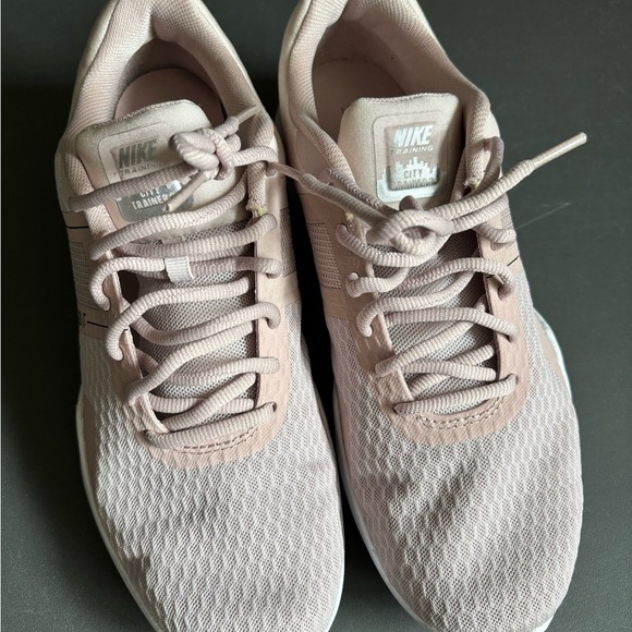 Nike City Trainers Women's Pink Athletic Shoes - Picture 2 of 10